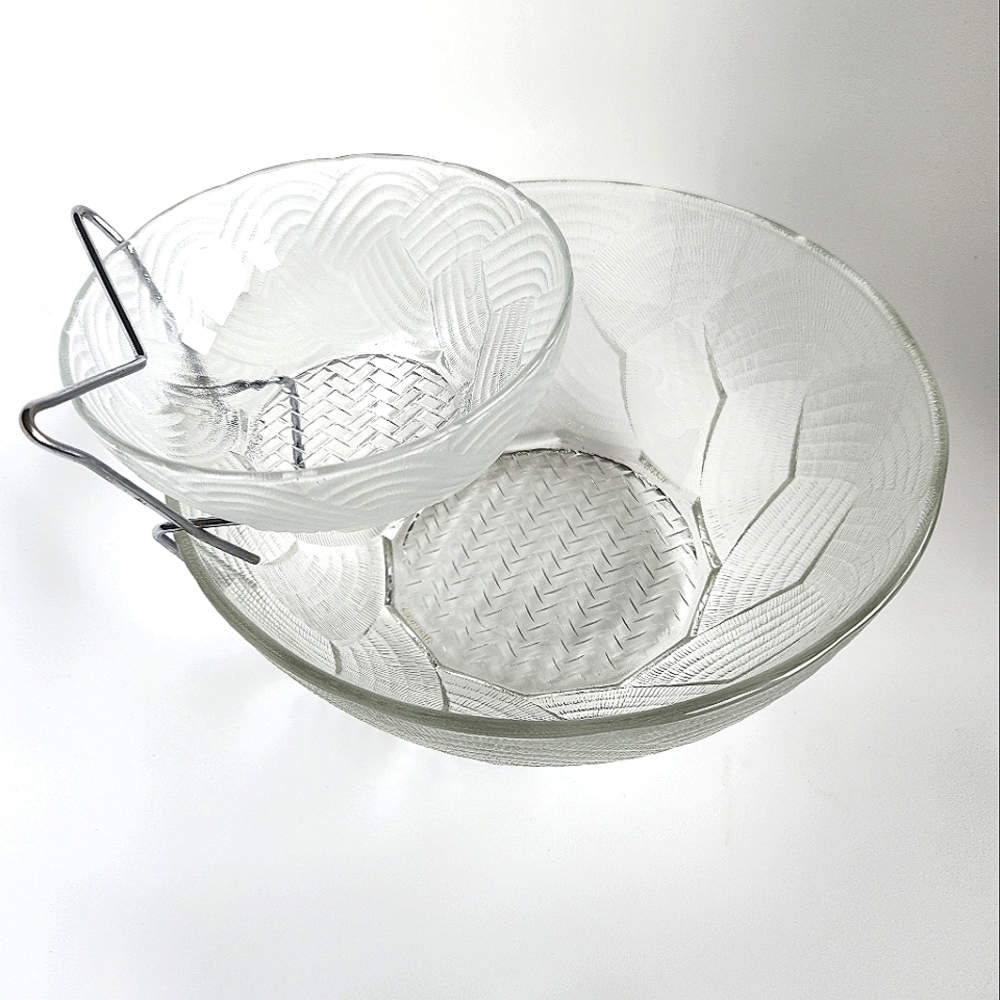 Vintage Pasari Wicker Pattern Glass Chip'N Dip Bowl Set